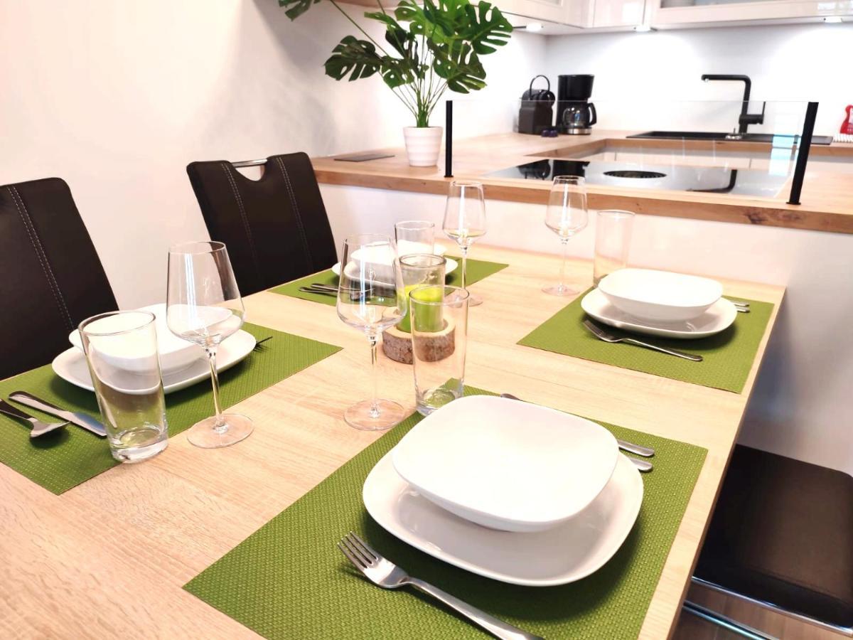 אוברטאורן Modern Mountain Apartment - Free Parking & Sauna מראה חיצוני תמונה