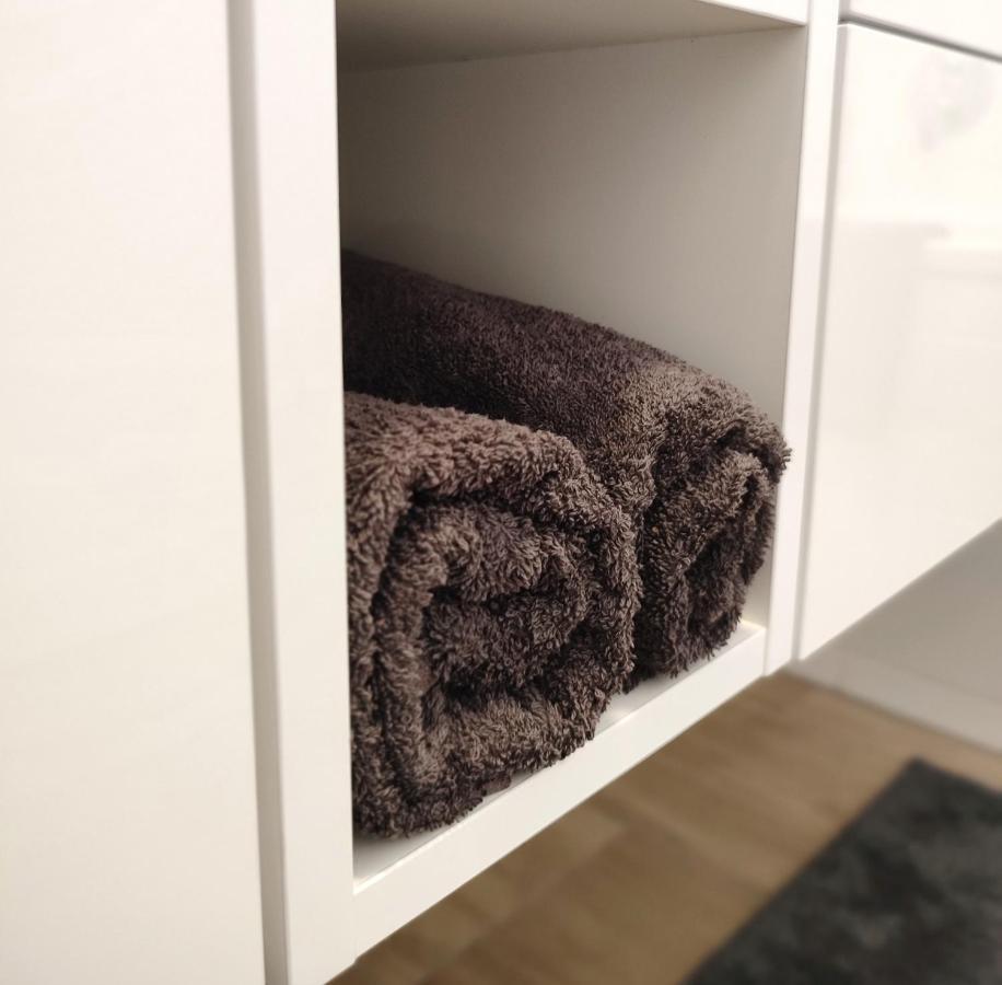 אוברטאורן Modern Mountain Apartment - Free Parking & Sauna מראה חיצוני תמונה